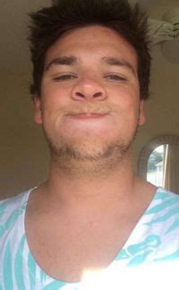 Jake Foushee (YouTube Star) - Age, Birthday, Bio, Facts, Family, Net Worth, Height & More